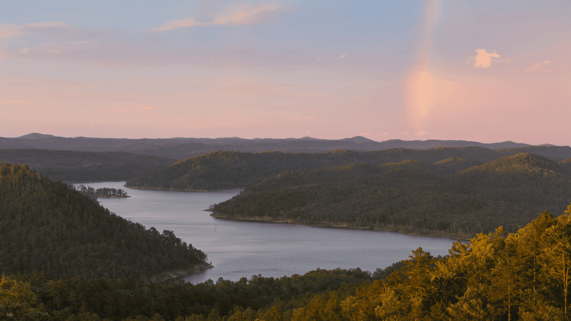 broken bow lake