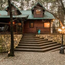 leaping lizard lodge