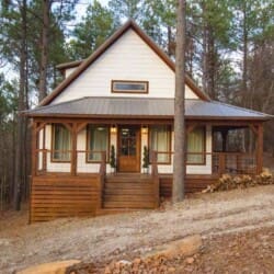 meant to bee cabin