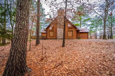okehi-cabin-broken bow