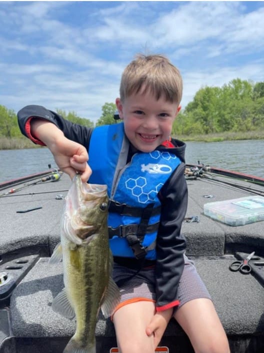 trilake guide service, broken bow attractions