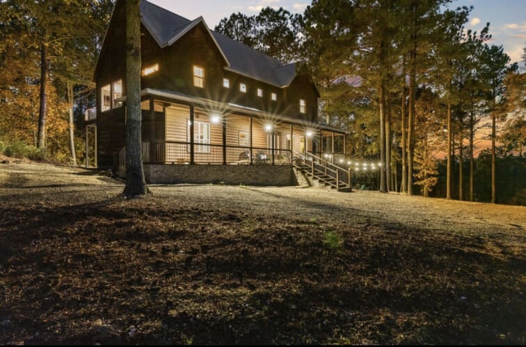 scissortail lodge cabin