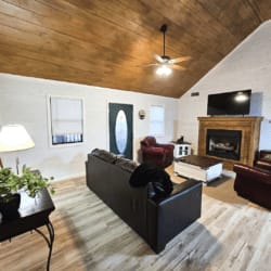 bear trail cabin broken bow