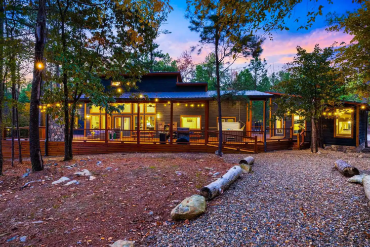 smokey mountain retreat cabin