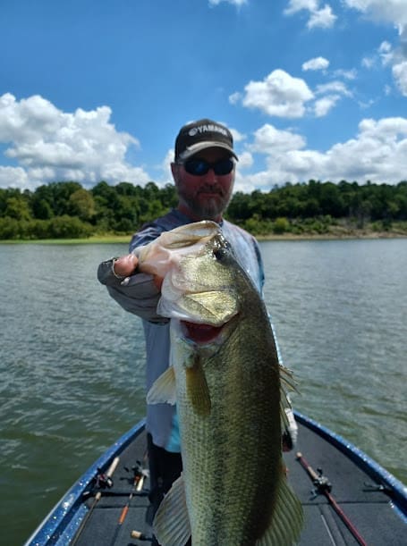 bruce fishing guide service