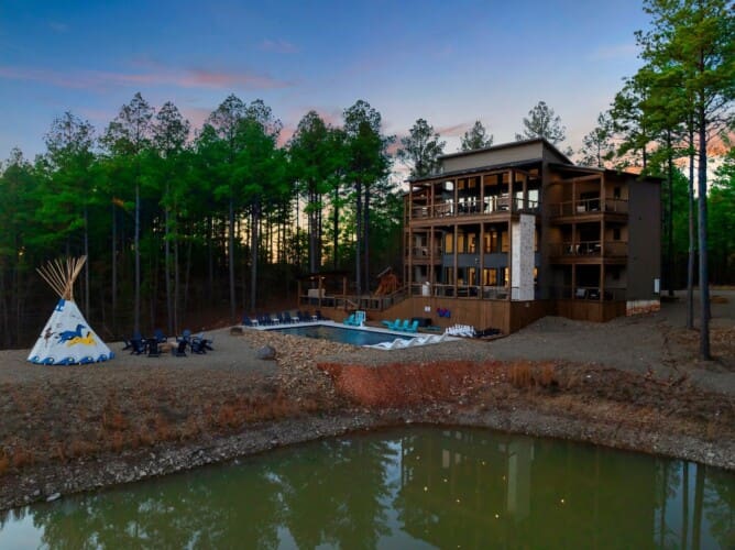 Boat Haus @ Boulder Lake
