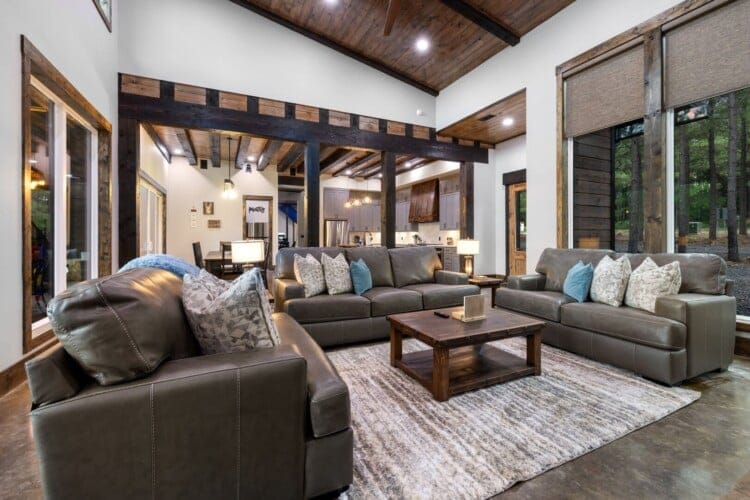 Luxury Cabins in Broken Bow