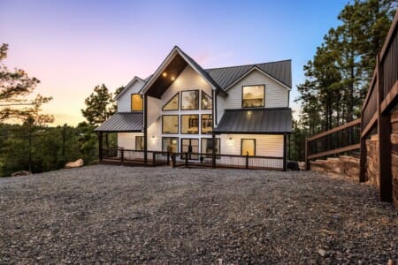 Cozy & Lazy Bear Retreat