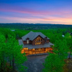10 Bears - cabin in Broken Bow, Oklahoma, photo 1