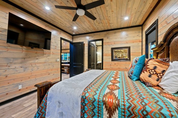 10 Bears - cabin in Broken Bow, Oklahoma, photo 26