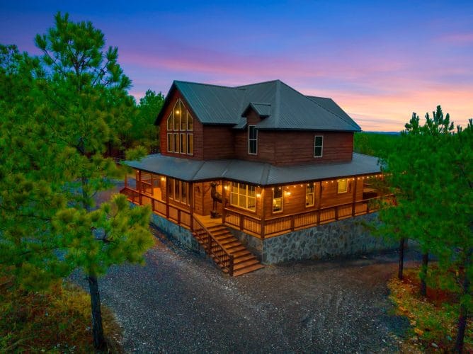 10 Bears - cabin in Broken Bow, Oklahoma, photo 3