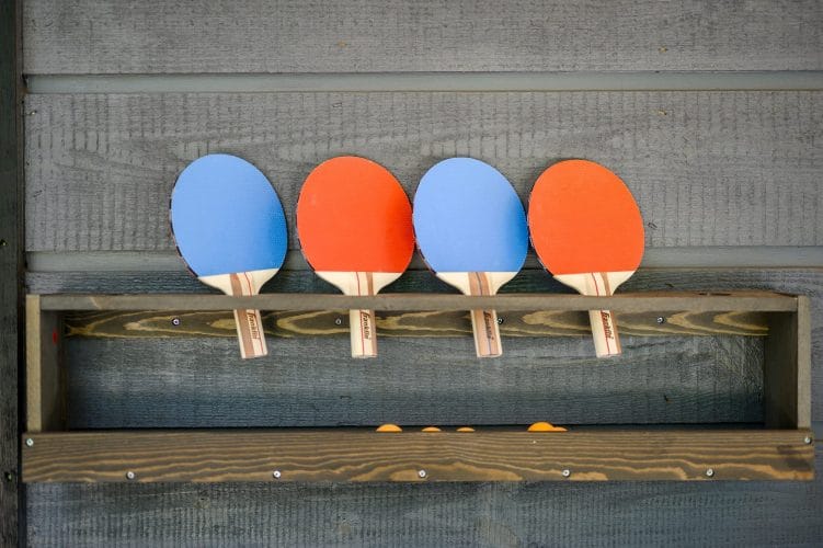 Close view of a ping pong paddle