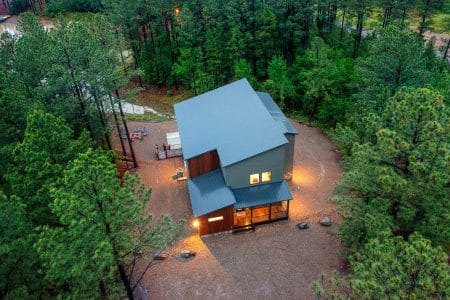 The Cottage at Boulder Lake cabin in Broken Bow, Oklahoma