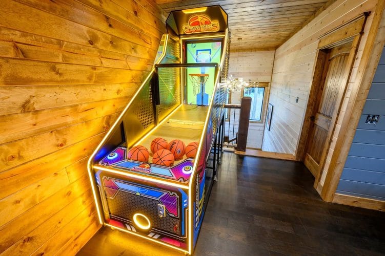 Basketball arcade machine